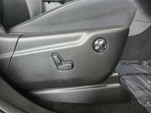 Used 2019 Jeep Grand Cherokee Limited AWD/4WD image 25