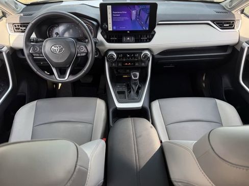 Used 2023 Toyota RAV4 XLE Premium FWD image 11