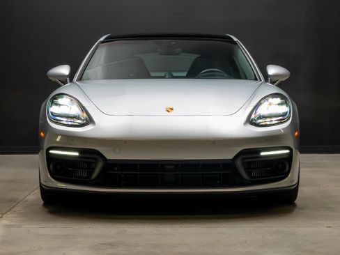Certified 2023 Porsche Panamera 4 Platinum Edition AWD/4WD image 10