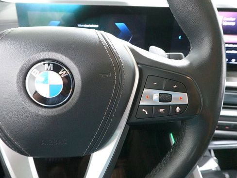 Used 2024 BMW X5 xDrive40i AWD/4WD image 16