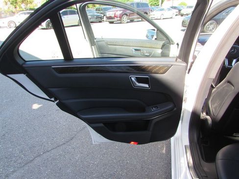 Used 2015 Mercedes-Benz E 350 Sedan image 21
