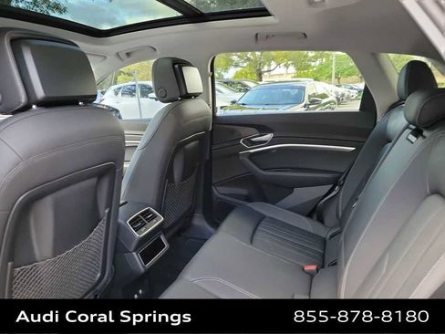 Used 2019 Audi e-tron Premium Plus image 20