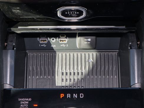 New 2026 Jeep Grand Cherokee Altitude AWD/4WD image 18