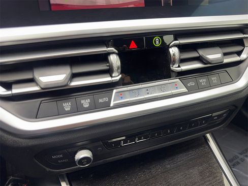 Used 2021 BMW 430i Coupe w/ Convenience Package image 62