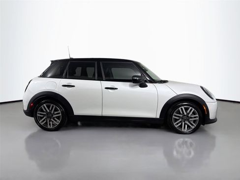 Used 2025 MINI Cooper S FWD image 4