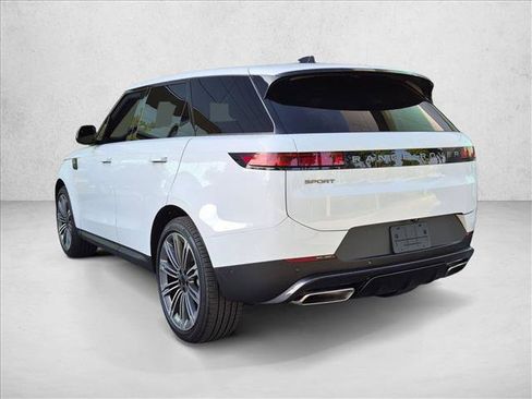 Used 2026 Land Rover Range Rover Sport SE AWD/4WD image 7