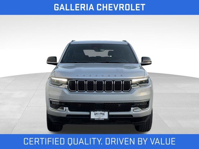 Used 2023 Jeep Wagoneer 4WD image 3