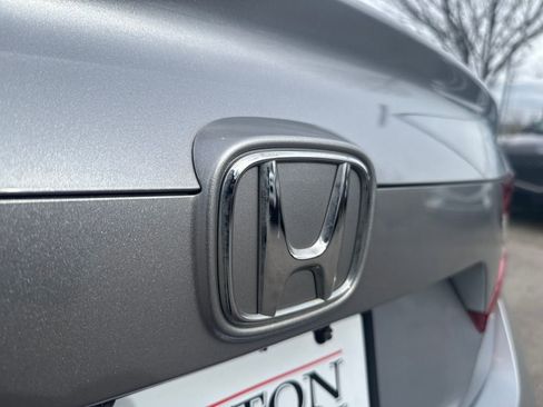 Used 2022 Honda Accord LX image 40