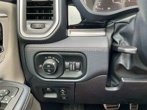 Used 2025 RAM 1500 Tungsten w/ Trailer Tow Group AWD/4WD image 19