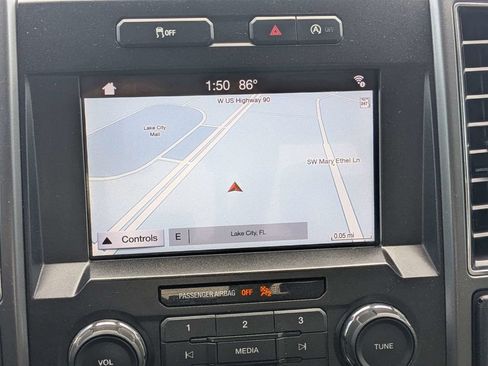 Used 2018 Ford F150 XLT w/ Equipment Group 302A Luxury RWD image 25