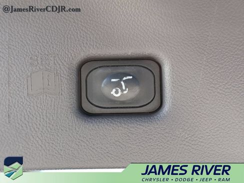 Used 2019 Lincoln Nautilus Reserve AWD/4WD image 16