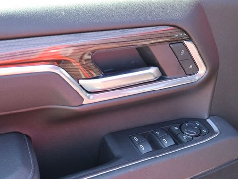 Used 2025 Chevrolet Silverado 2500 LT w/ Safety Package AWD/4WD image 11