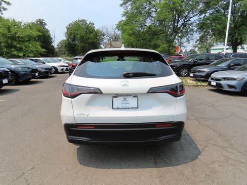 Certified 2023 Honda HR-V LX image 5