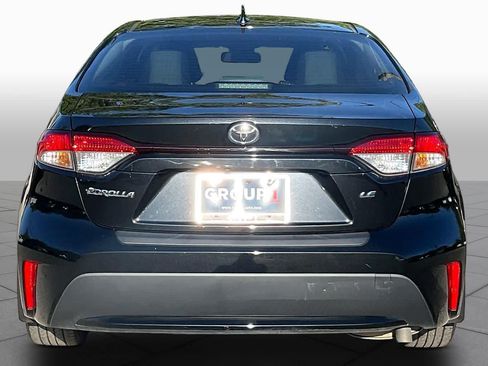 Used 2022 Toyota Corolla LE FWD image 5