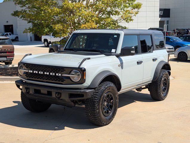 Used 2024 Ford Bronco Wildtrak AWD/4WD image 1