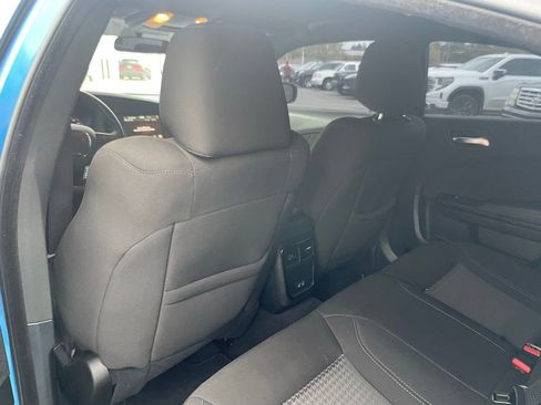 Used 2023 Dodge Charger SXT w/ Blacktop Package RWD image 35