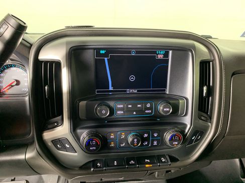 Used 2018 Chevrolet Silverado 1500 LTZ Z71 w/ Centennial Edition AWD/4WD image 23
