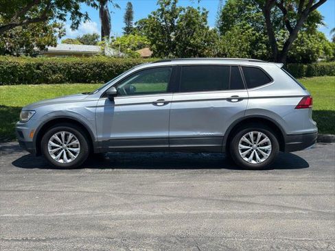 Used 2019 Volkswagen Tiguan S w/ Driver Assistance Package FWD image 4