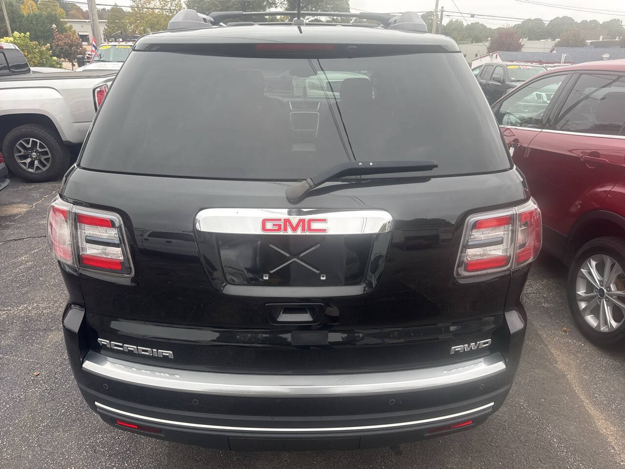 Used 2015 GMC Acadia SLE AWD/4WD image 7