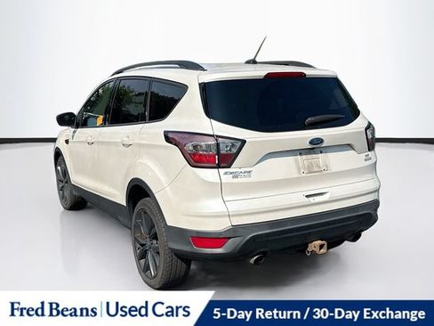 Used 2017 Ford Escape SE w/ Equipment Group 201A FWD image 7