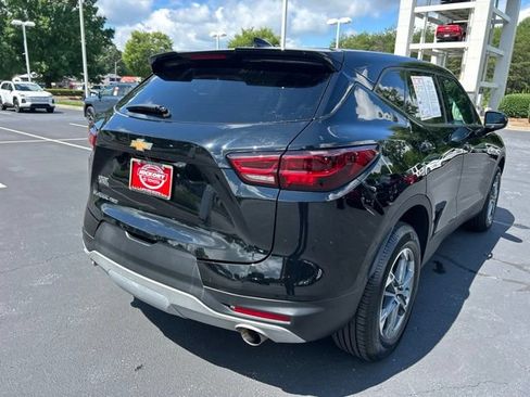 Used 2025 Chevrolet Blazer LT AWD/4WD image 7