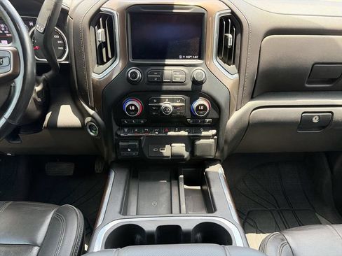Used 2023 Chevrolet Silverado 2500 High Country w/ Z71 Off-Road Package AWD/4WD image 11