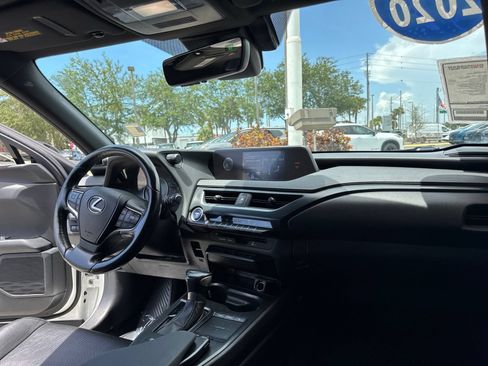 Used 2020 Lexus UX 250h w/ Premium Package AWD/4WD image 45