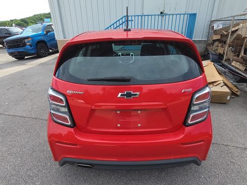 Used 2019 Chevrolet Sonic LT FWD image 5