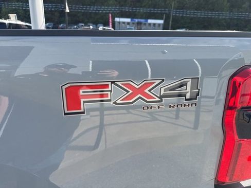 New 2026 Ford F250 Platinum image 20