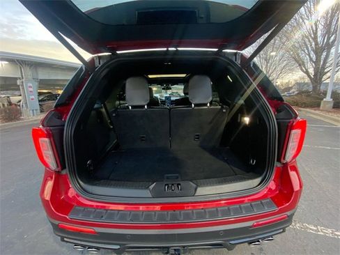 Used 2024 Ford Explorer ST w/ Equipment Group 401A image 25