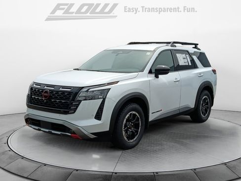 New 2026 Nissan Pathfinder Rock Creek AWD/4WD image 3