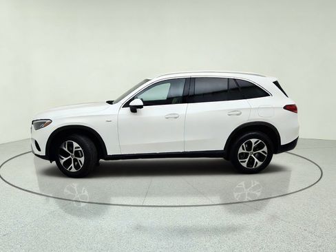 Used 2025 Mercedes-Benz GLC 350e 4MATIC image 14