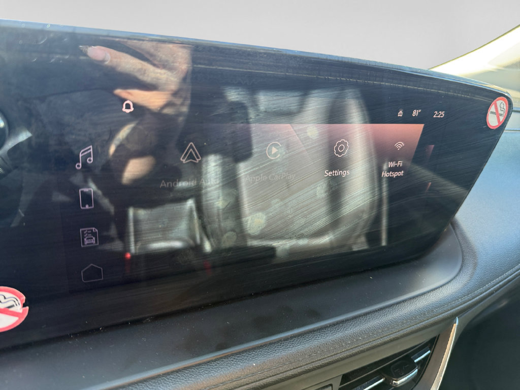 Used 2024 Buick Encore GX Sport Touring AWD/4WD image 25