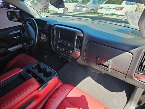 Used 2018 Chevrolet Silverado 1500 LT w/ All Star Edition AWD/4WD image 11