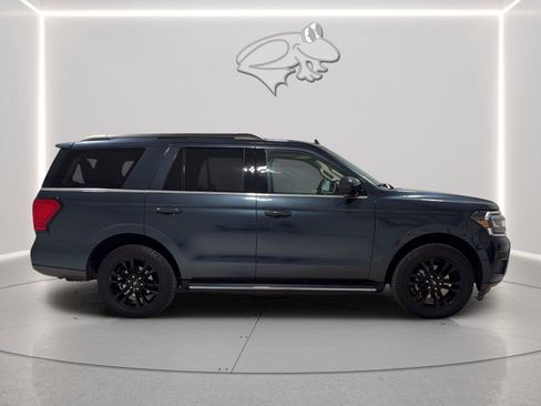 Certified 2022 Ford Expedition XLT AWD/4WD image 6