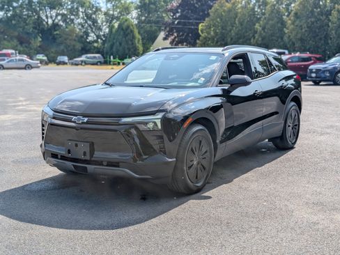 New 2025 Chevrolet Blazer EV LT image 13