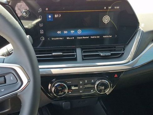 New 2026 Chevrolet Trax ACTIV image 8