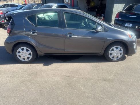 Used 2015 Toyota Prius C Two image 8