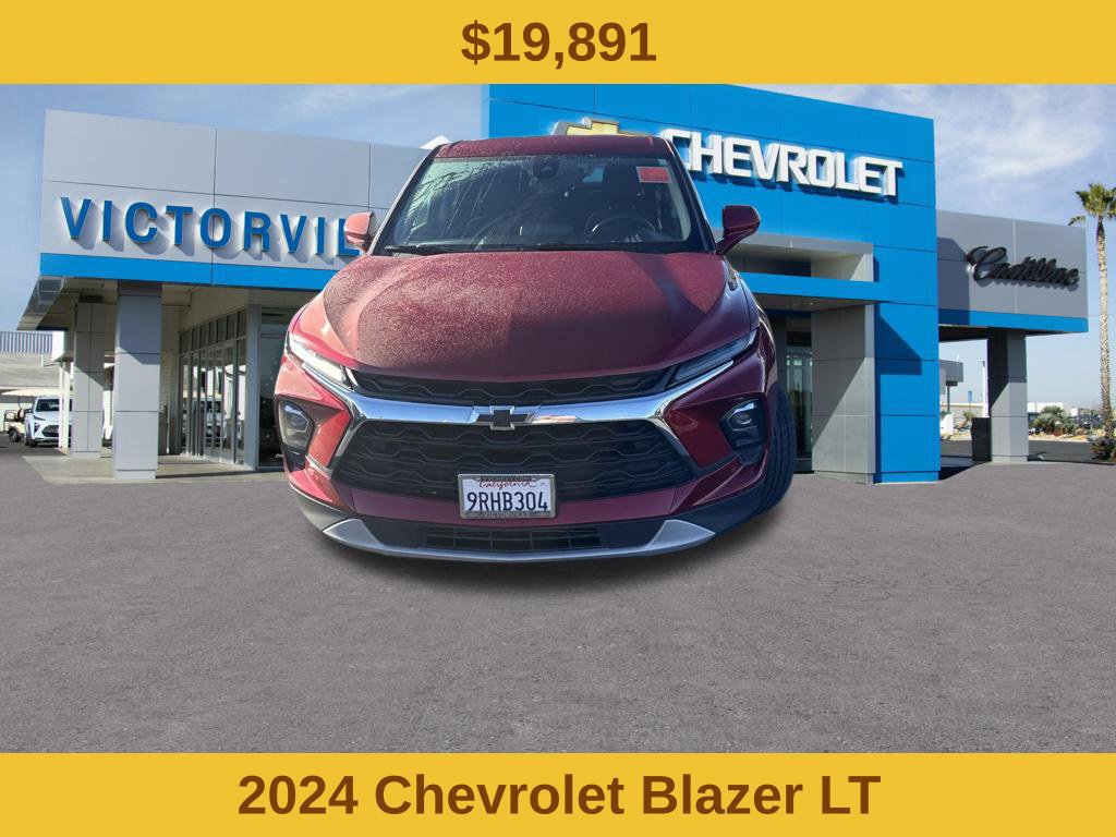 Used 2024 Chevrolet Blazer LT w/ LPO, Roadside Safety Package FWD image 2