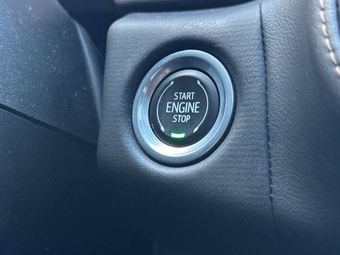 Used 2023 GMC Yukon XL AT4 w/ AT4 Premium Plus Package image 28