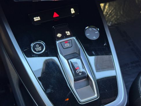 Used 2024 Audi Q4 e-tron Premium Plus w/ Premium Plus image 34