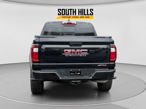 Used 2024 GMC Canyon AT4 w/ Technology Package AWD/4WD image 4