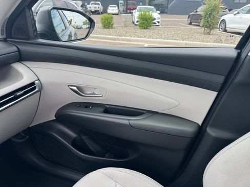 Used 2025 Hyundai Tucson SEL FWD image 15