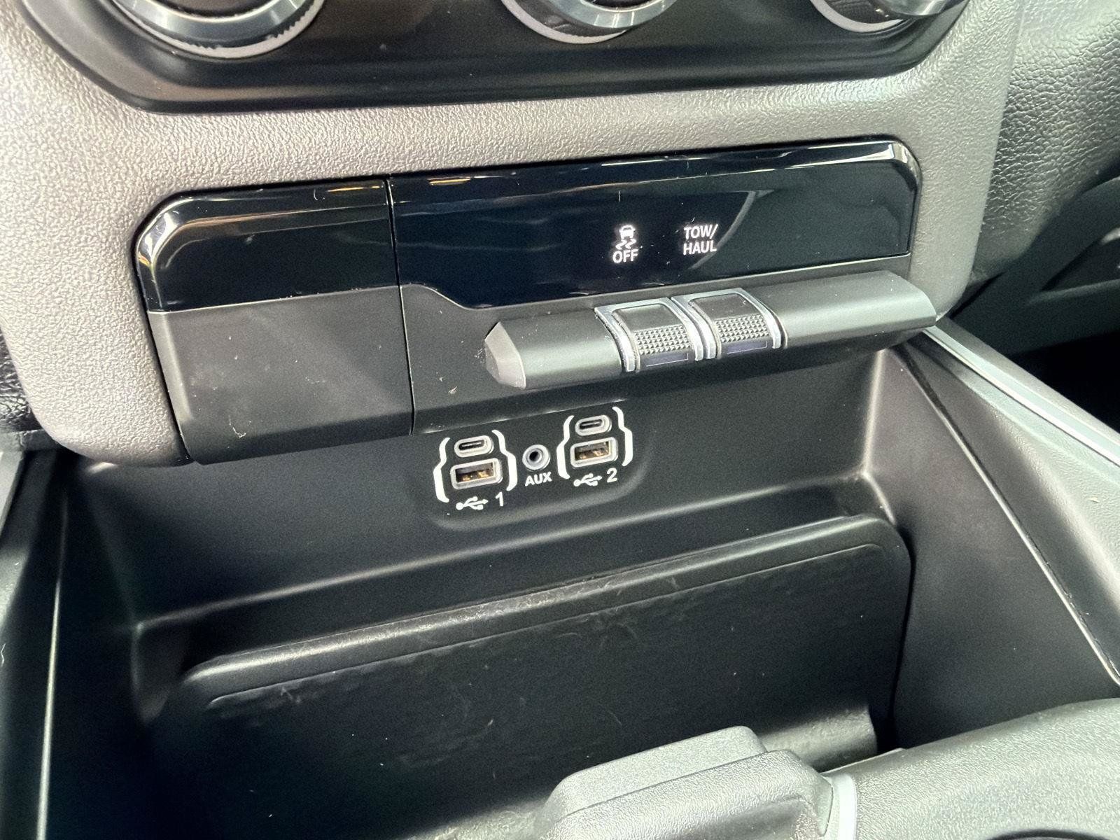 Used 2021 RAM 1500 Big Horn AWD/4WD image 30