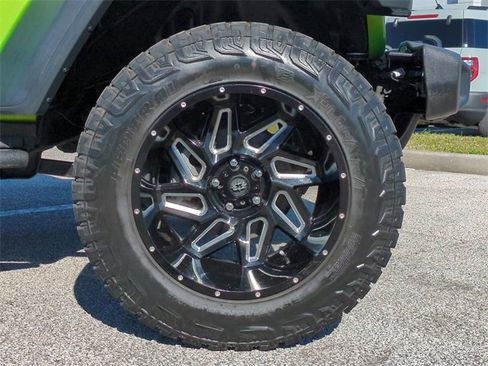 Used 2018 Jeep Wrangler Sport image 11