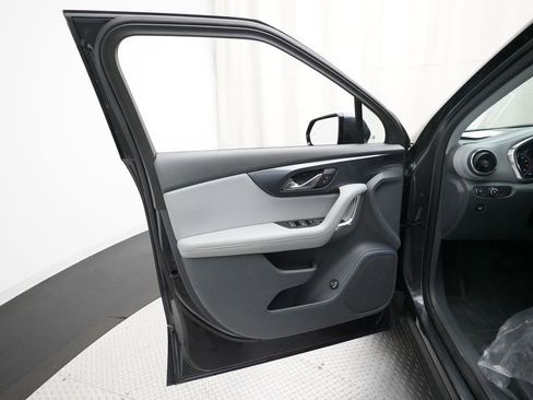 Used 2021 Chevrolet Blazer LT image 28