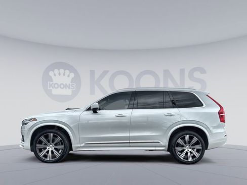 Used 2024 Volvo XC90 B6 Ultimate w/ Protection Package image 2