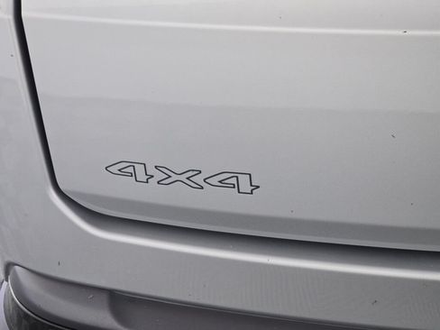 New 2026 Jeep Grand Wagoneer 4WD image 16