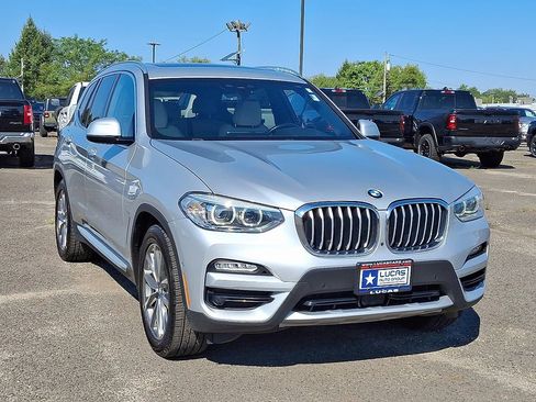 Used 2019 BMW X3 xDrive30i w/ Premium Package image 2