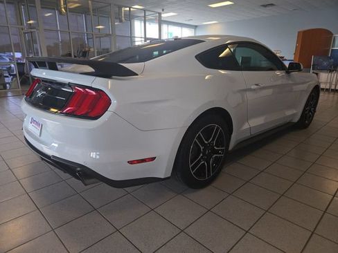 Used 2020 Ford Mustang Premium RWD image 8